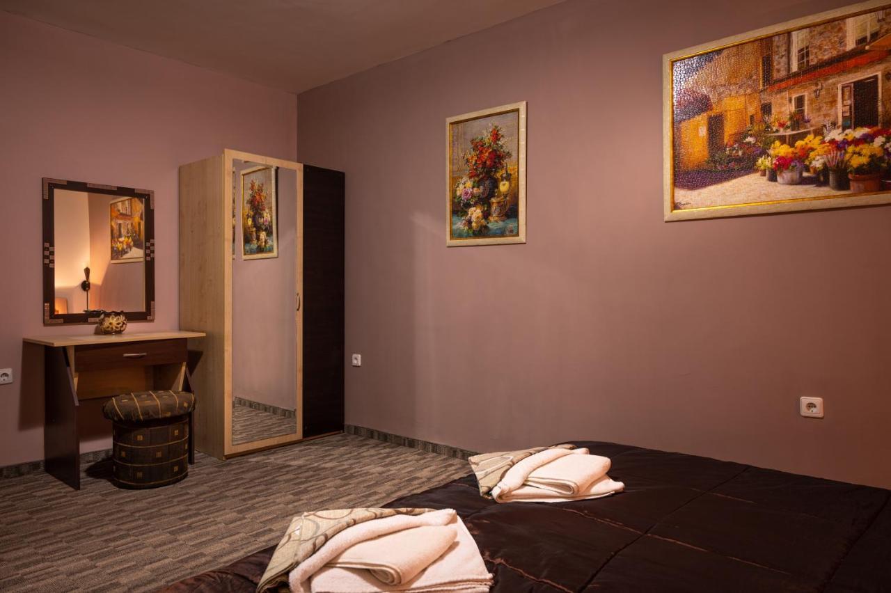 Kalypso Hotel Primorsko Esterno foto