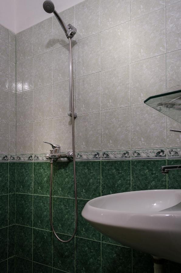 Kalypso Hotel Primorsko Esterno foto