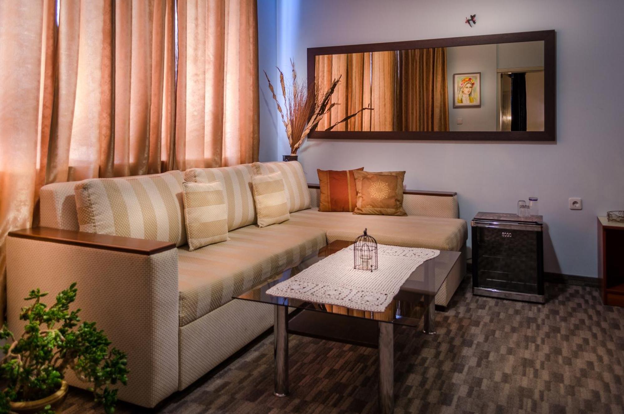 Kalypso Hotel Primorsko Esterno foto