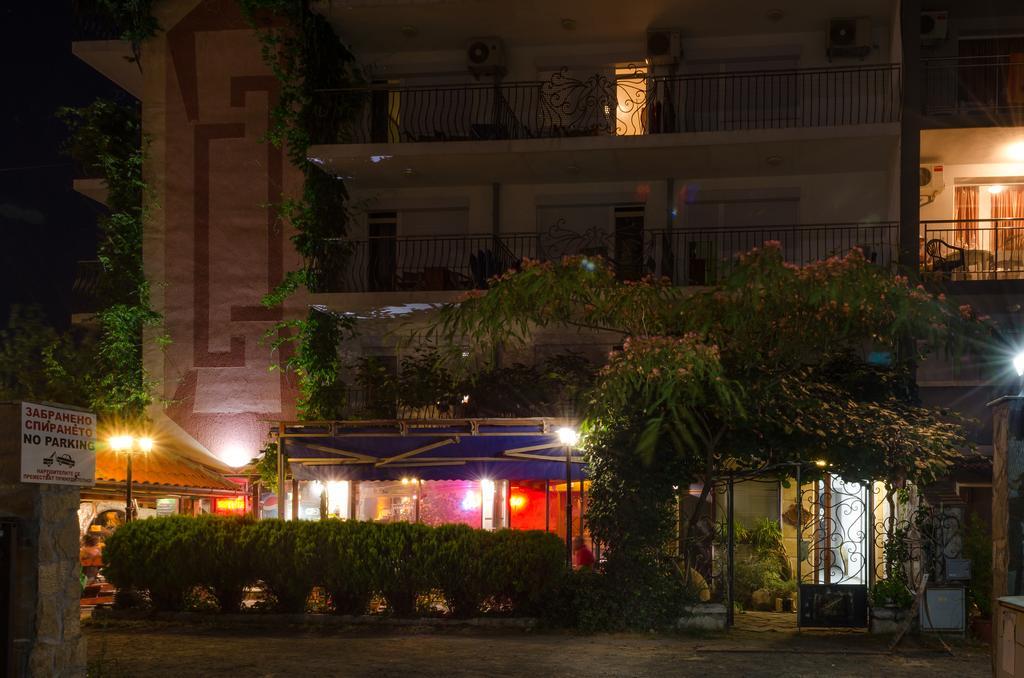 Kalypso Hotel Primorsko Esterno foto